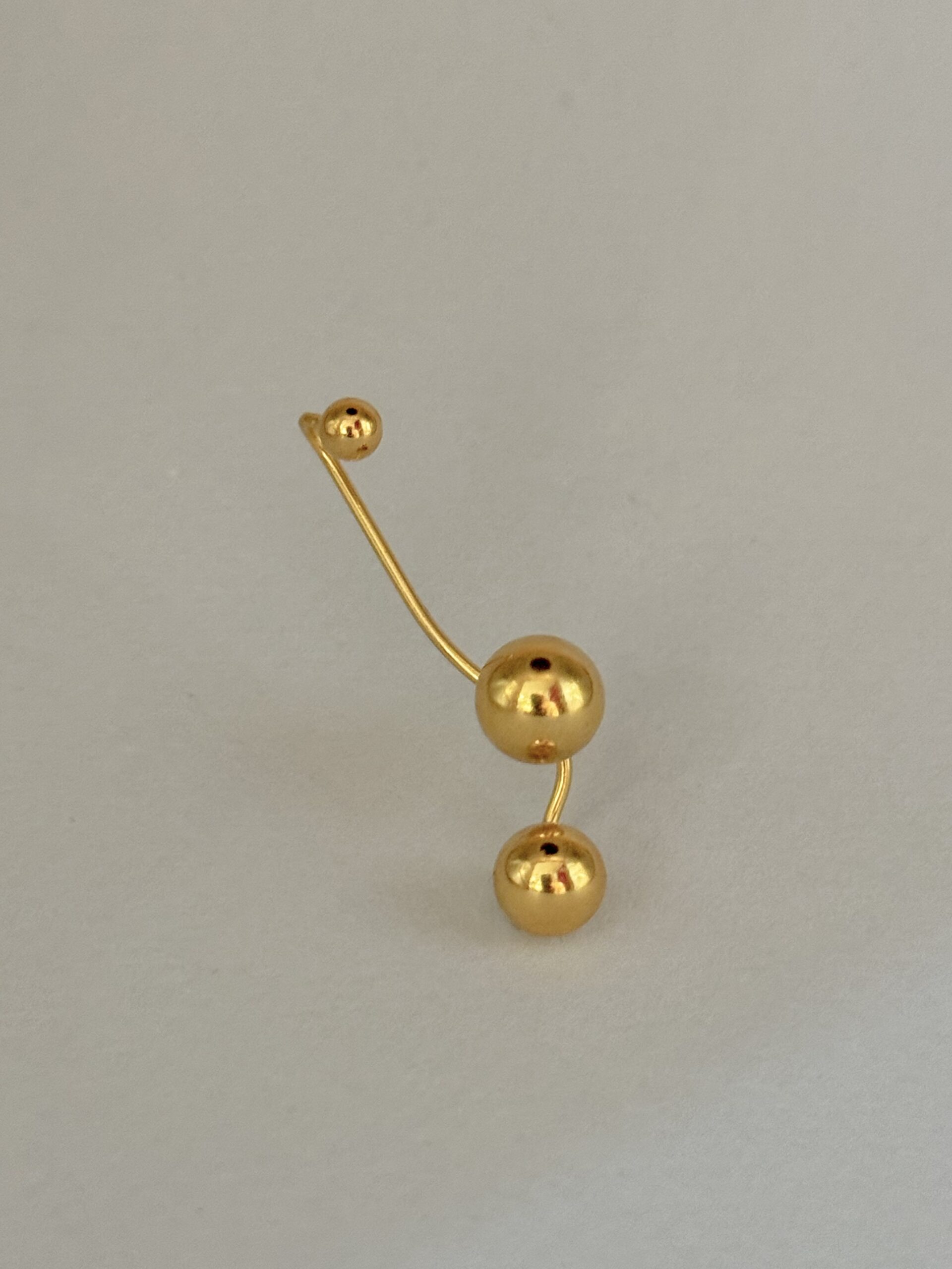floating spheres / earring