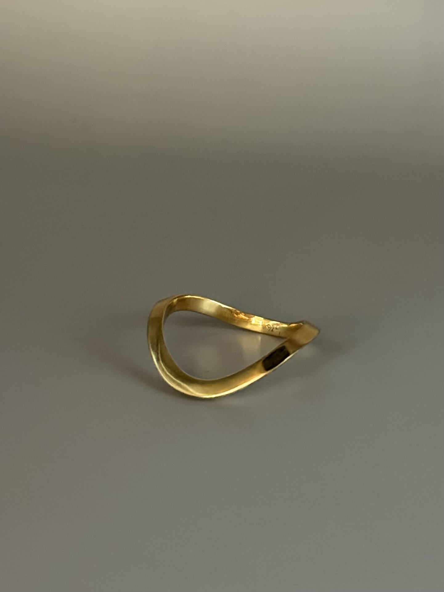 Triangle / ring / wavy