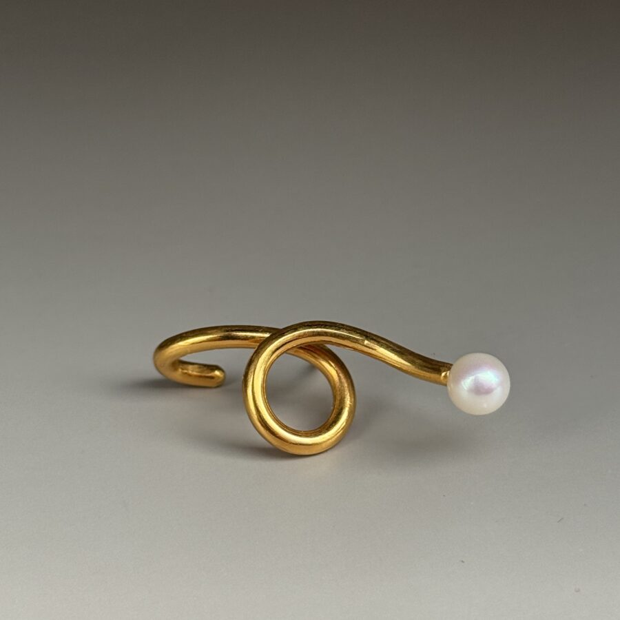 puzzle pearl / earring / loop w. pearl