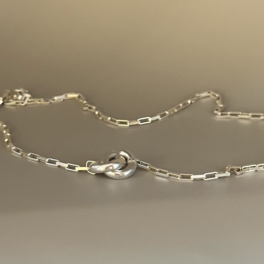 puzzle pearl / necklace